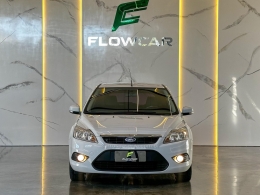 FORD - FOCUS - 2012/2013 - Branca - R$ 47.900,00